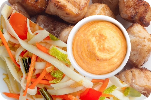 Заказать "Лапша удон (овощи) + Курица + Сливочный Том-ям (острый)" с доставкой в Октябрьском от ресторана Farfor Лапша удон (овощи) + Курица + Сливочный Том-ям (острый)