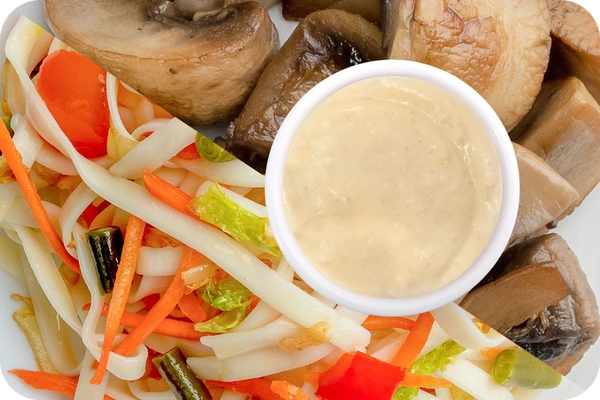 Лапша удон (овощи) + Грибы шампиньоны + Соус сливочный Кимчи (острый)